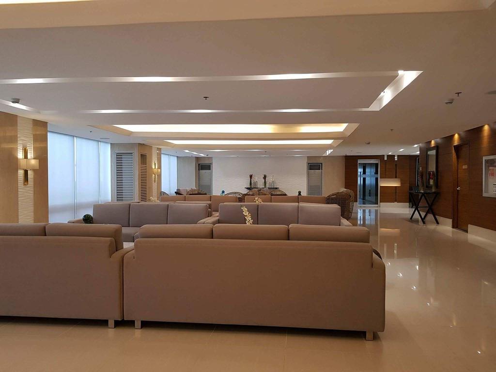 Studio Unit At The Breeze Residences Manila Exterior foto